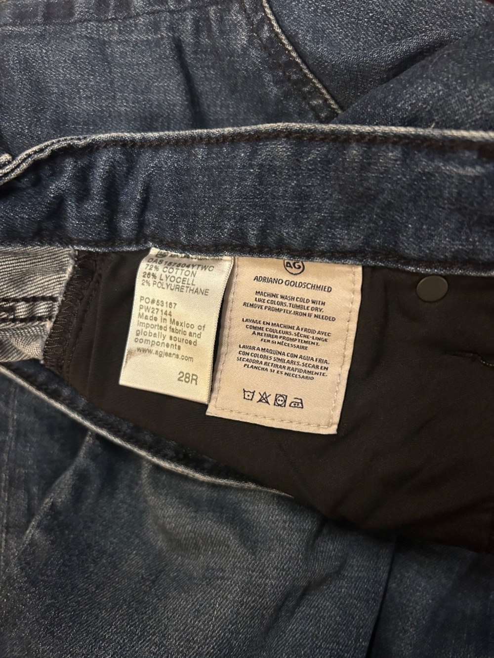 AG Jeans - slouchy slim size 28 - Picture 4 of 4